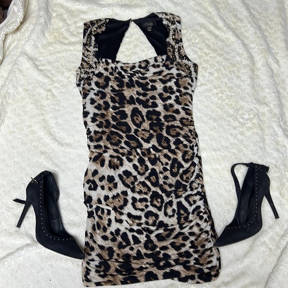 𝅺THALIA Sodi Animal print Rusched dress Size XS (D4) - Picture 10 of 12